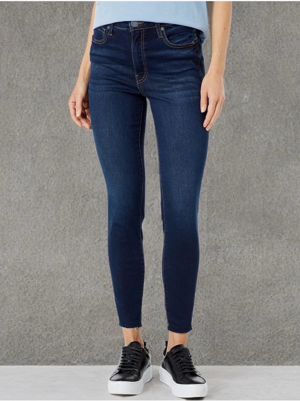 KUT from the Kloth Connie High-Rise Ankle Jeans. Size 2